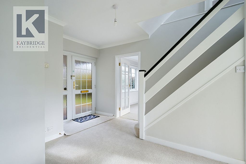 Property photo 2 of 14 Anderson Close, Epsom - Kt19 8Ly