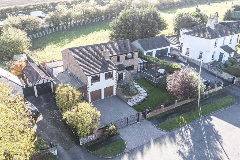 Property photo 1 of 32 Dji_20251024111551_0098_D.Jpg