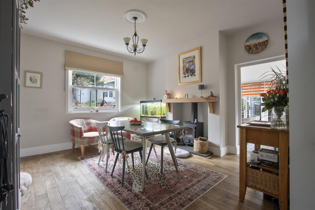 Property photo 2 of 19 Dining Room