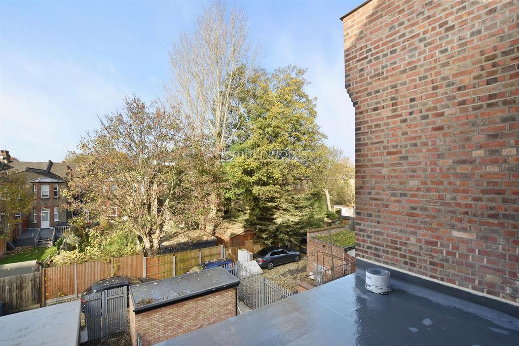 Property photo 3 of 14 13-d167Gchmf - 3 Solent Lodge - Terrace 2 -Origina