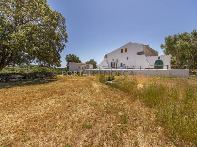 Property photo 2 of 43