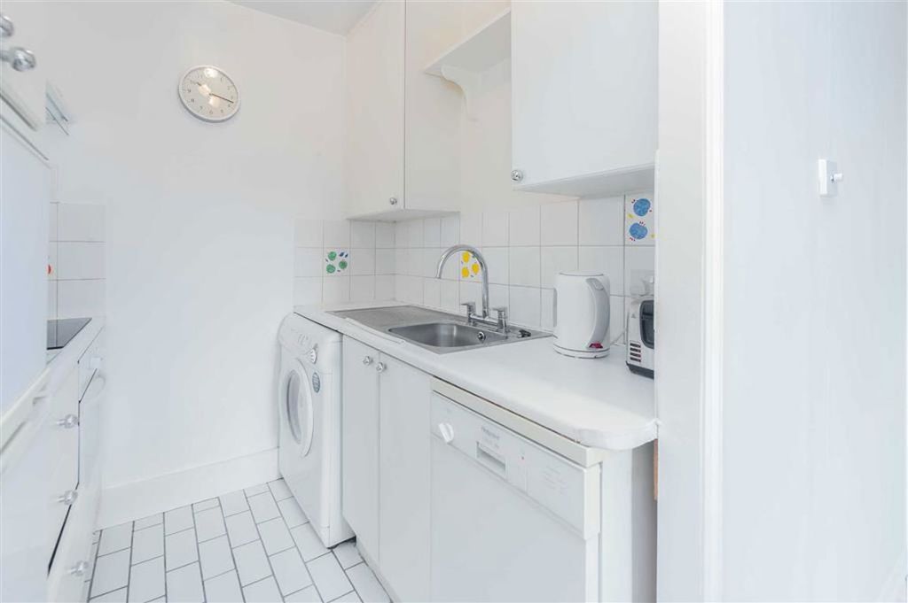 Property photo 3 of 6