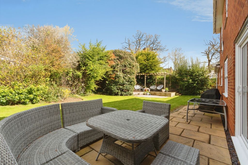 Property photo 3 of 20 Pbox-Img.Jpg