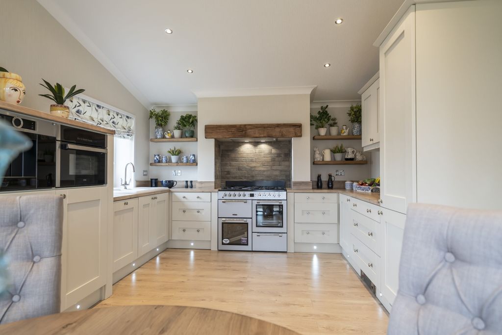 Property photo 3 of 11 90Ecc998Ab53626B3Fbcd0E3A234E39d03A2A635Bd957F50B4