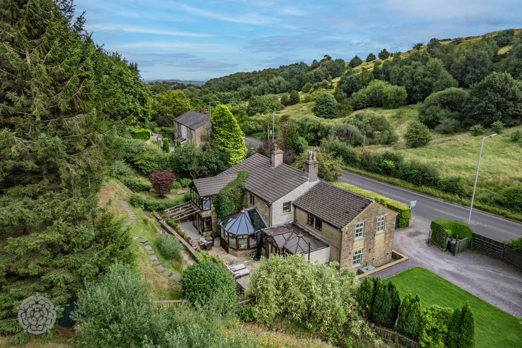 Property photo 3 of 47 Picture No. 11