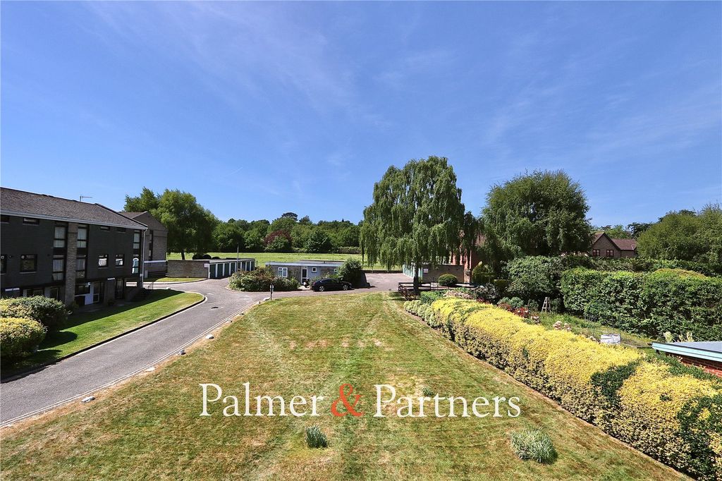 Property photo 2 of 26 Picture No. 04