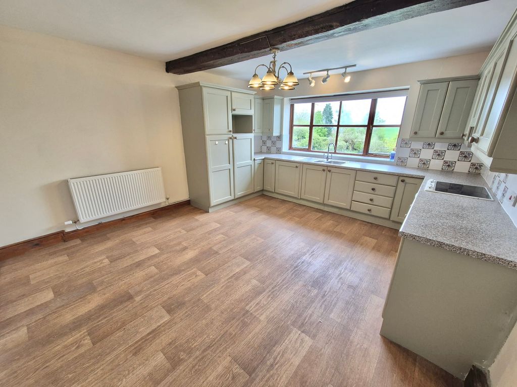 Additional image 14 of 4 bed farmhouse to rentLongslow, Market Drayton TF9