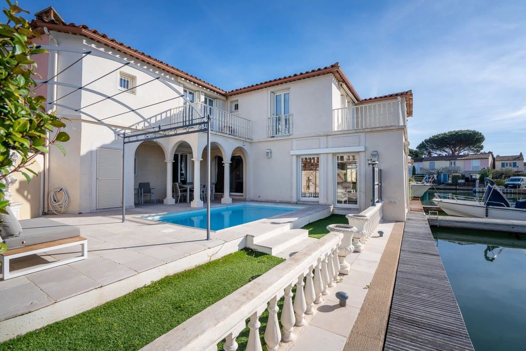 Property photo 1 of 8