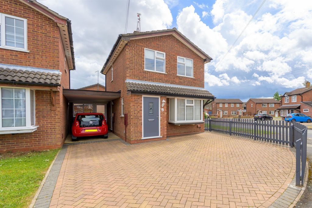 Property photo 1 of 9