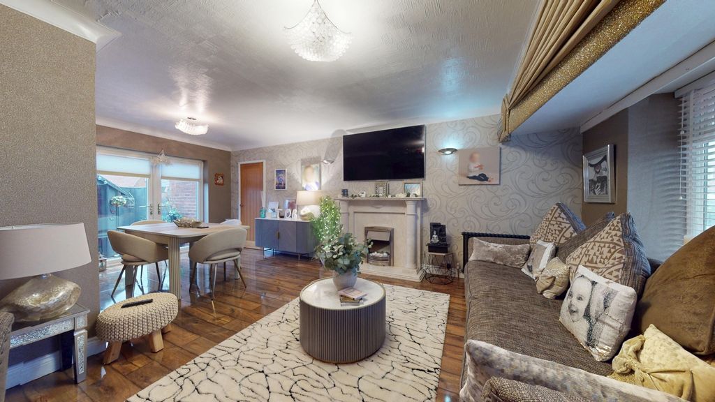 Property photo 1 of 54 4890090