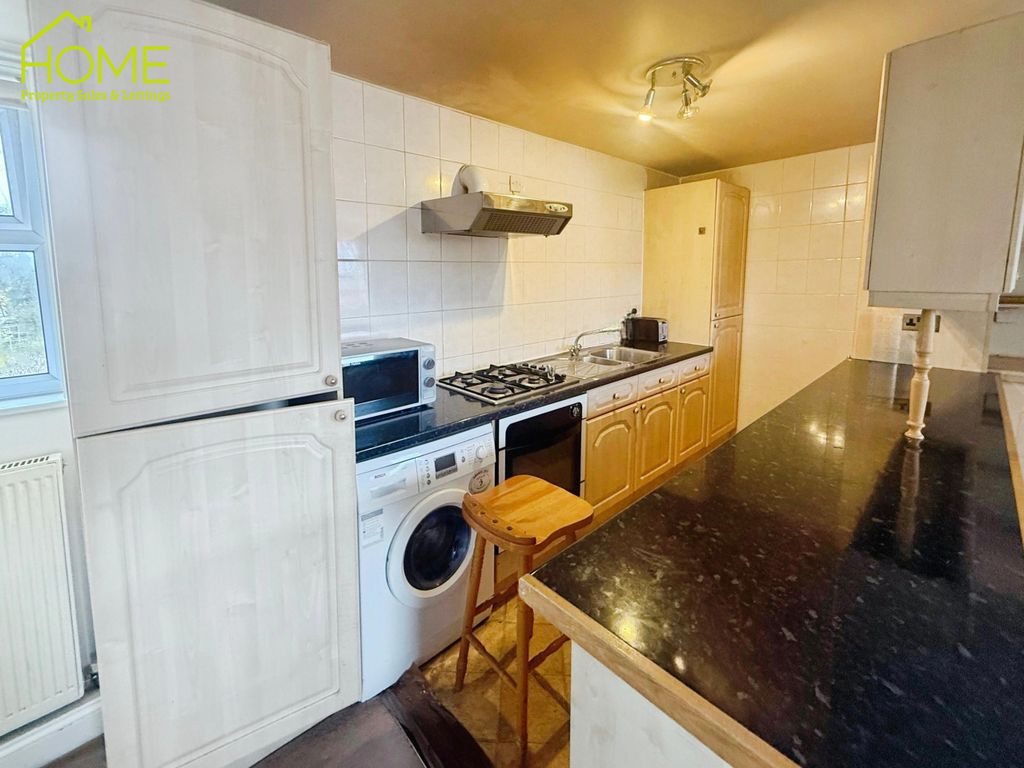 Property photo 3 of 8 User_Edited_Photo-9543B577_User-Edited-7c0Cf2A5-6F.Jpeg