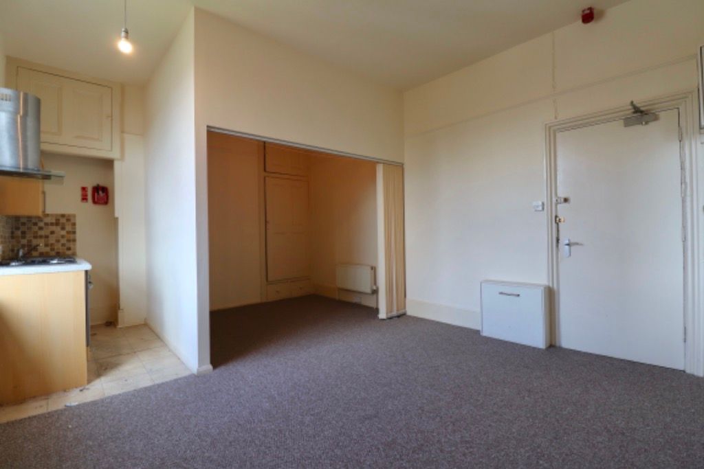 Property photo 3 of 5