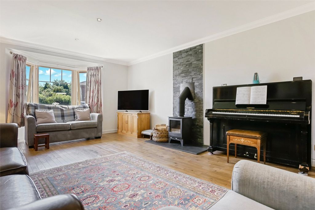 Property photo 2 of 26 Picture No. 03