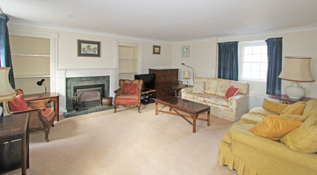 Property photo 2 of 15