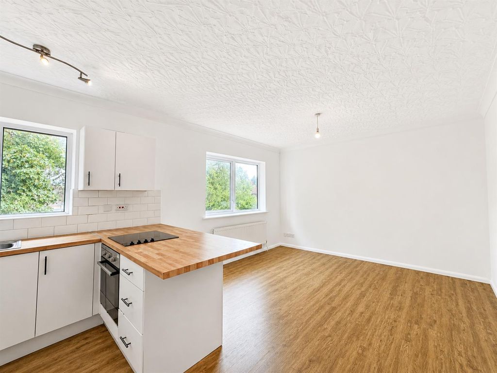 Property photo 2 of 7 Kitchen.Png