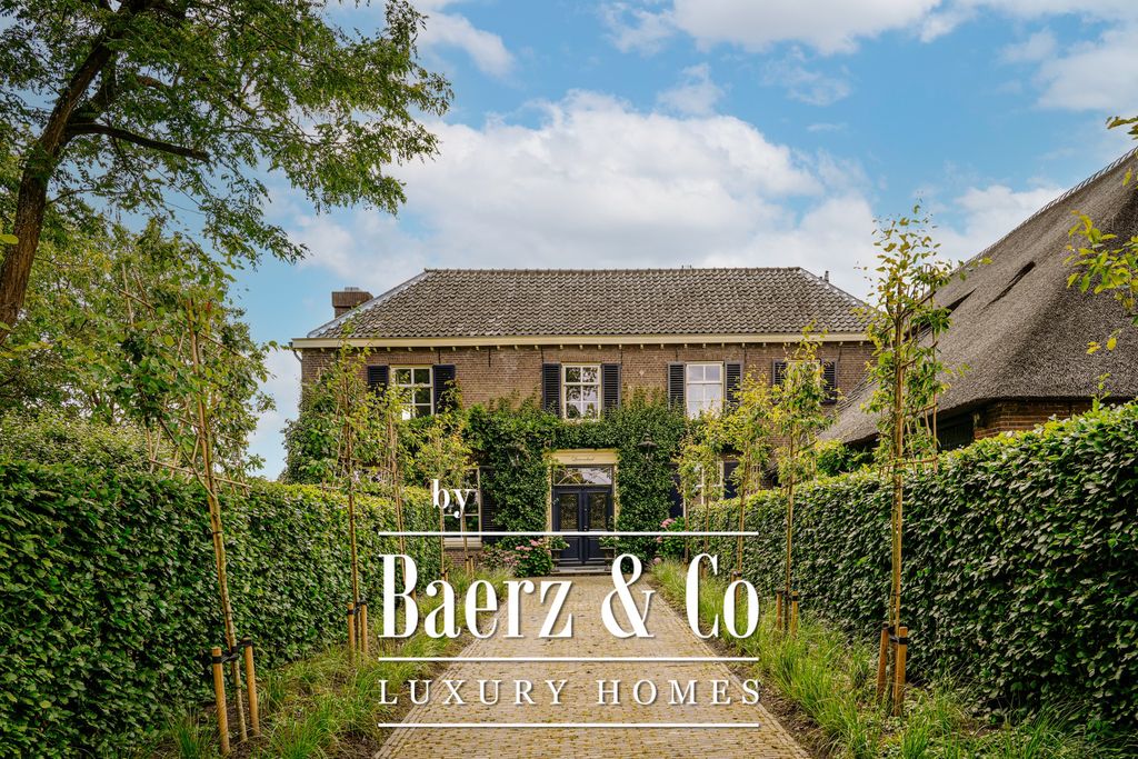 Property photo 1 of 36