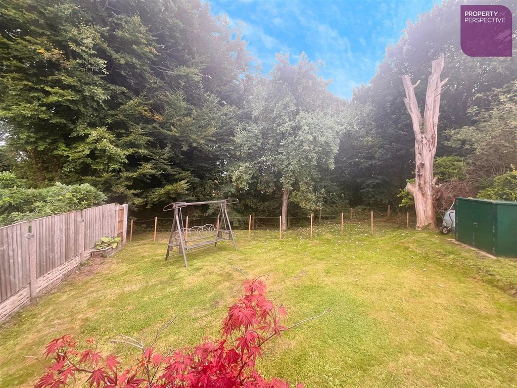 Property photo 3 of 14 Garden