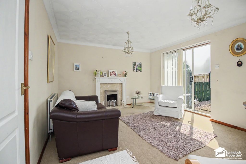 Property photo 2 of 12 Image 1