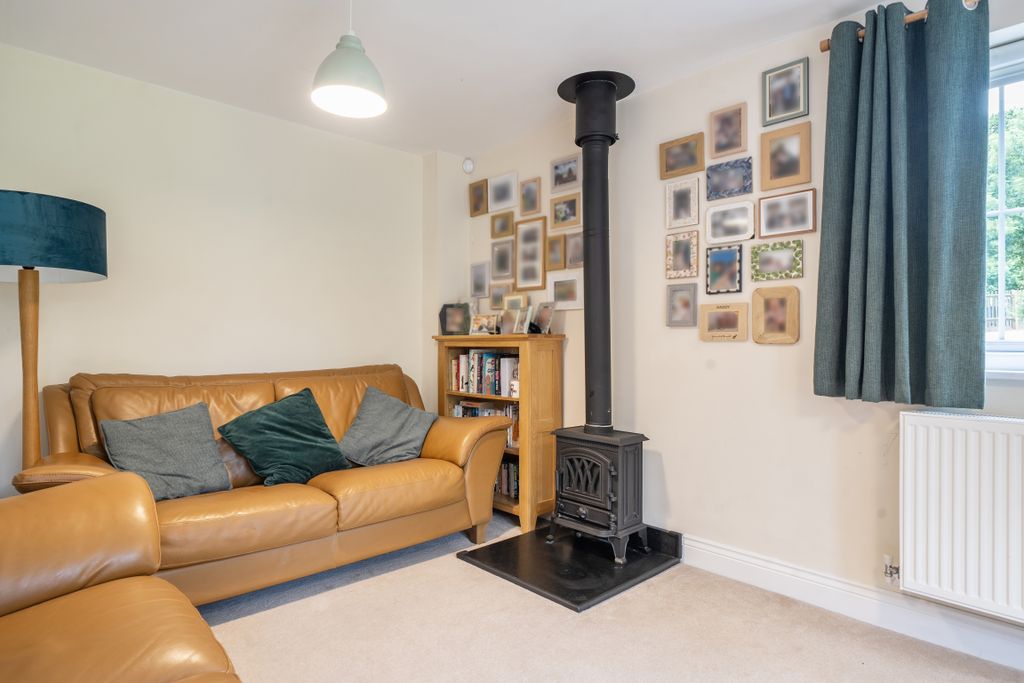 Property photo 2 of 18 1470082-8-6A1d9259dc9Fe