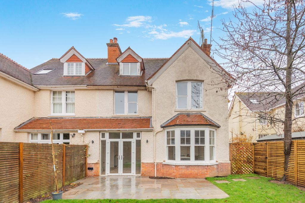 Property photo 1 of 18 Photo 20