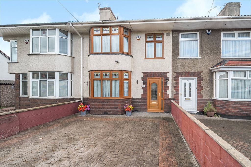 Property photo 1 of 22 Picture No. 04