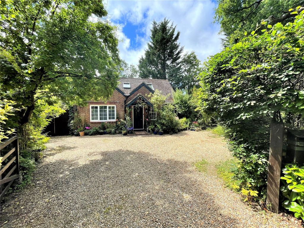 Property photo 1 of 20 Front