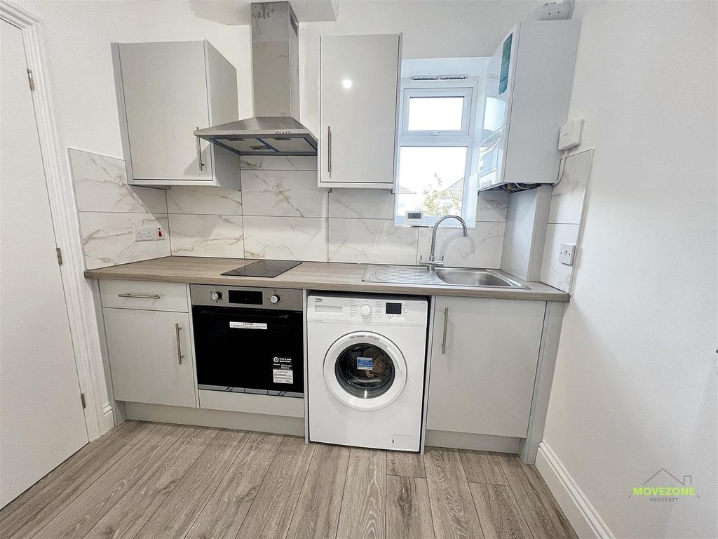 Property photo 3 of 6 Heron33.Jpg