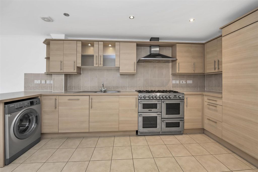 Property photo 3 of 17 Dcp_7310.Jpg