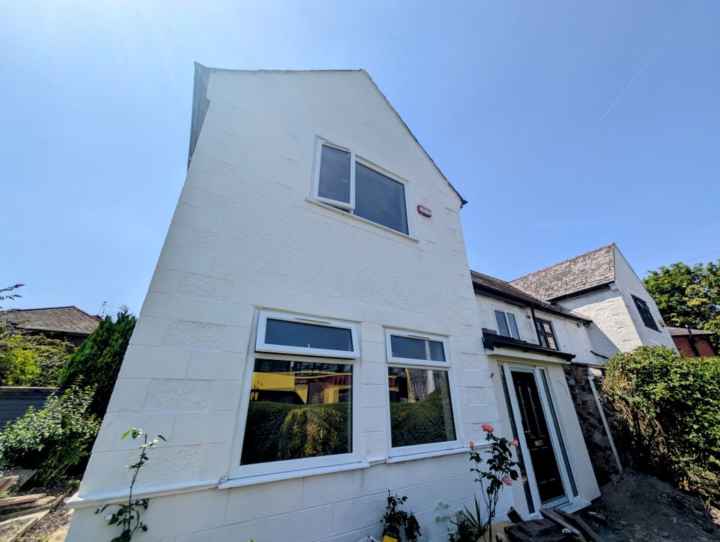 Property photo 1 of 2