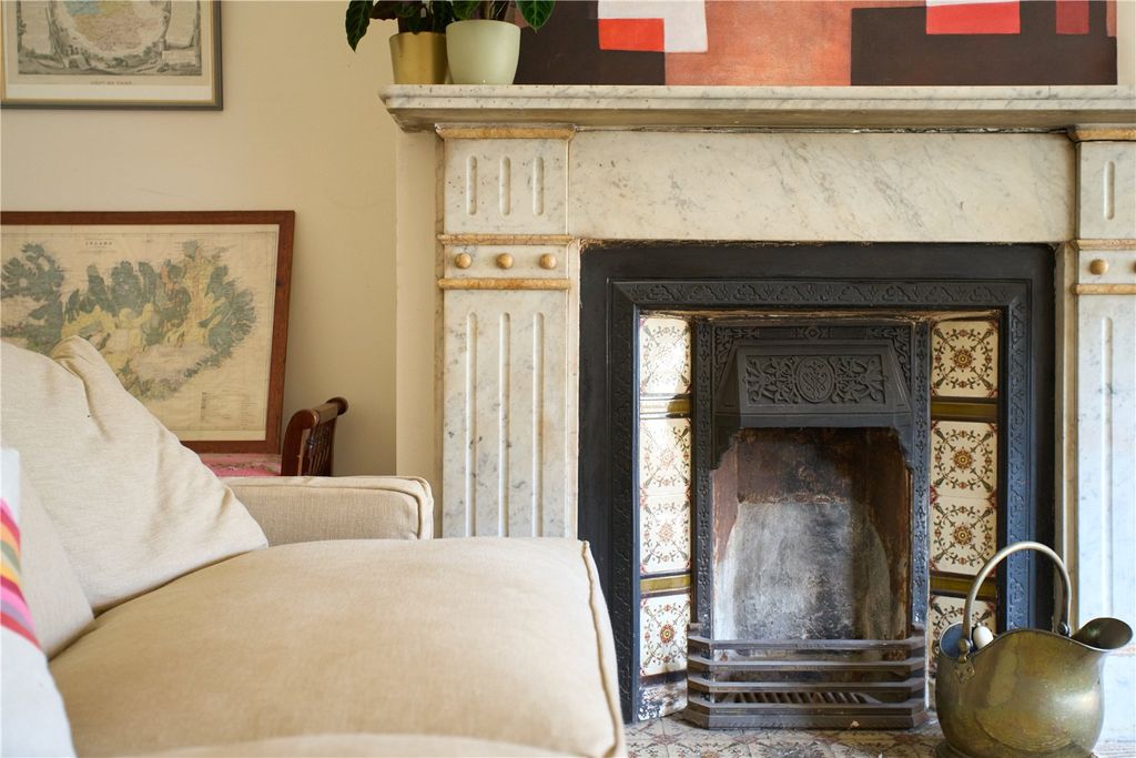 Property photo 2 of 12 Reception