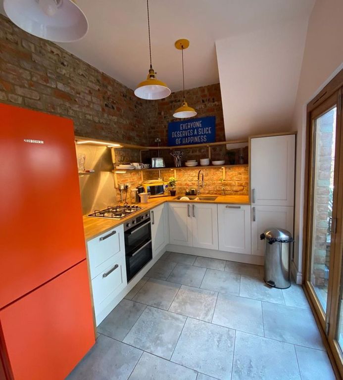 Property photo 2 of 15 Photo 12