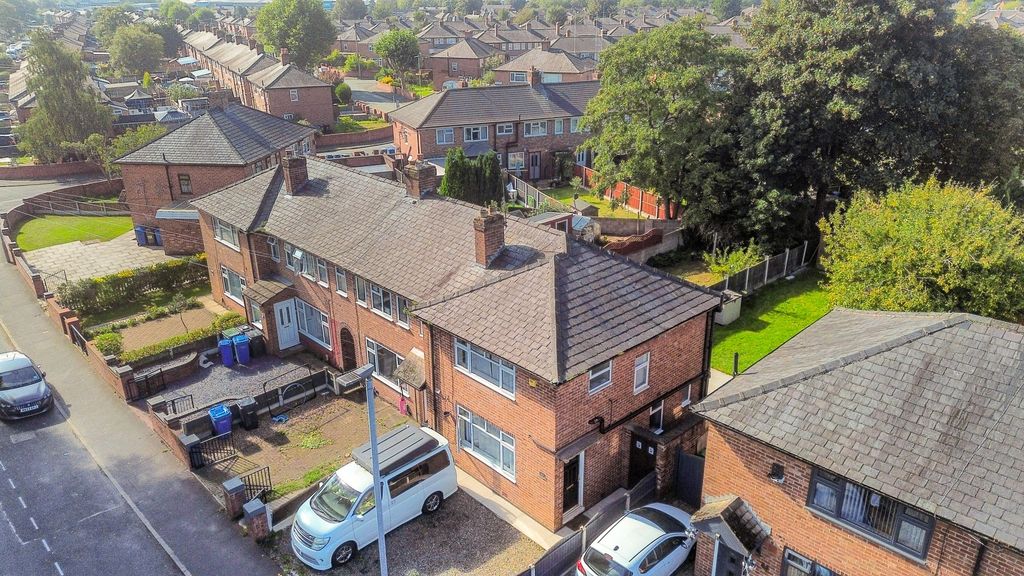 Property photo 1 of 37