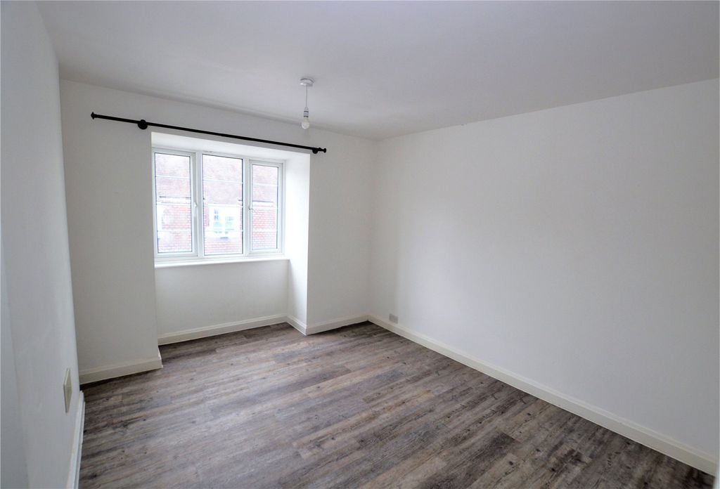 Property photo 3 of 9 Picture No. 04