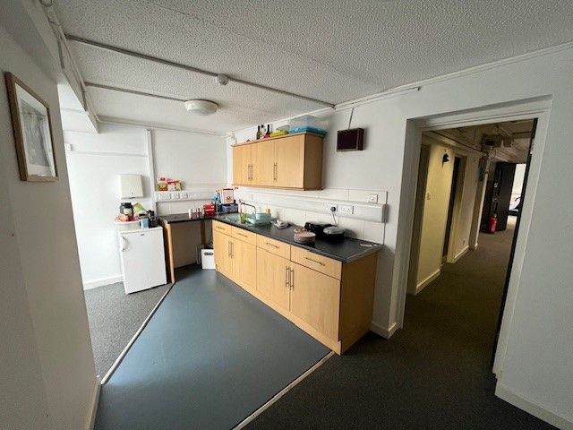 Property photo 3 of 4