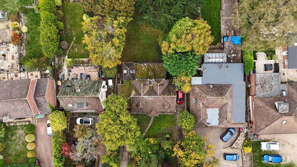 Property photo 2 of 19