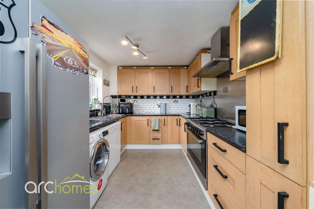 Property photo 3 of 28 Bracken-6.Jpg