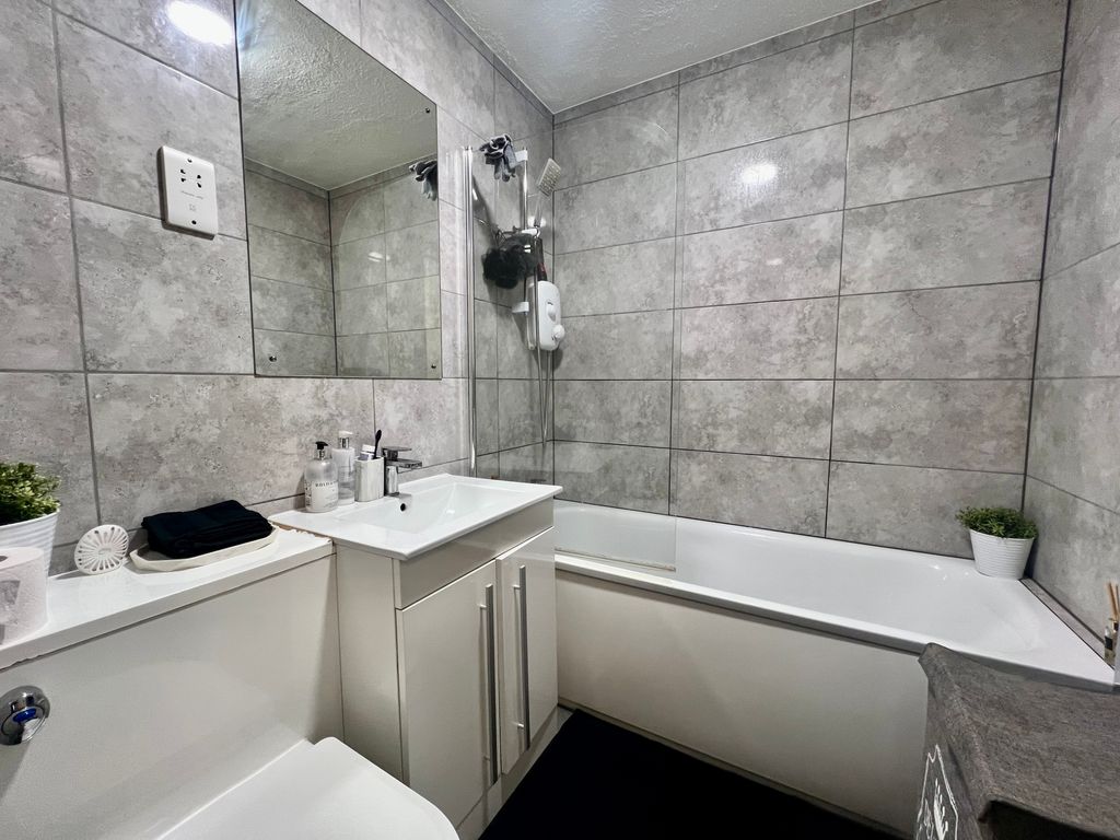 Property photo 2 of 6 Img_0289