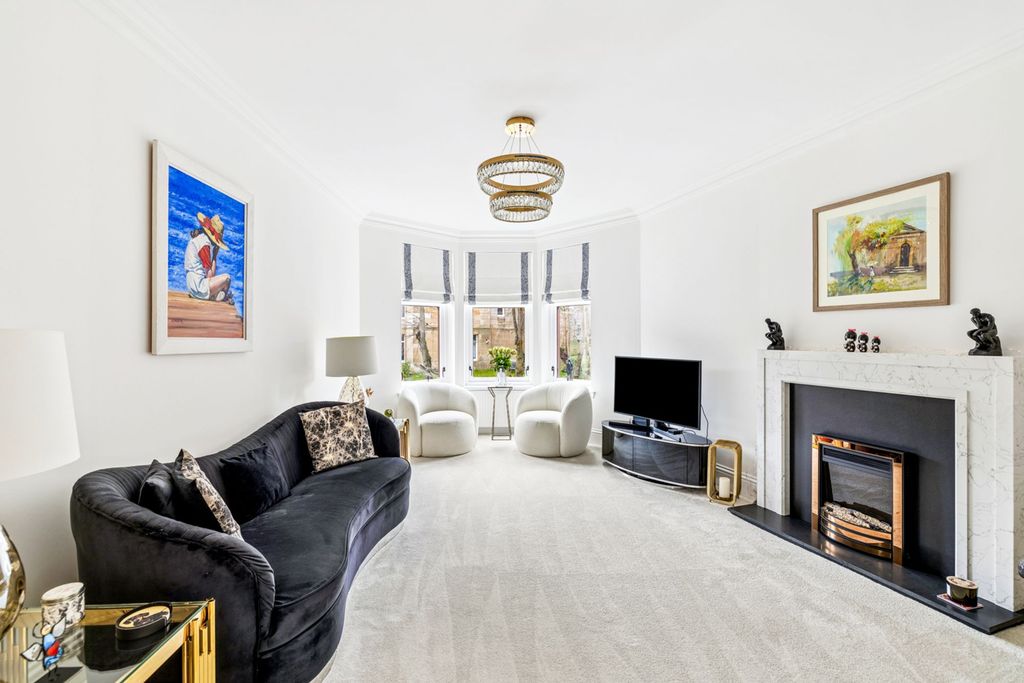 Property photo 2 of 26