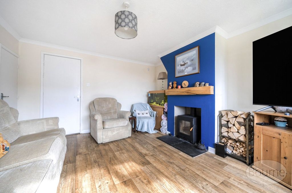 Property photo 3 of 16 Picture No. 07