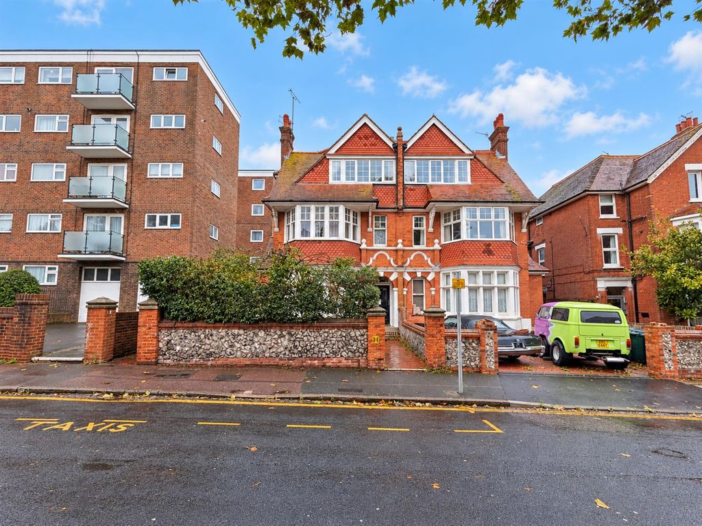 Property photo 1 of 10 851D935A-D366-44Bf-Aadf-Df940484A8B6.Png