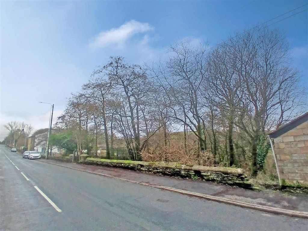 Property photo 3 of 6