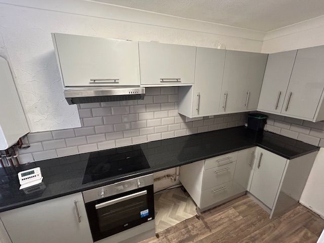 Property photo 3 of 4 Kitchen