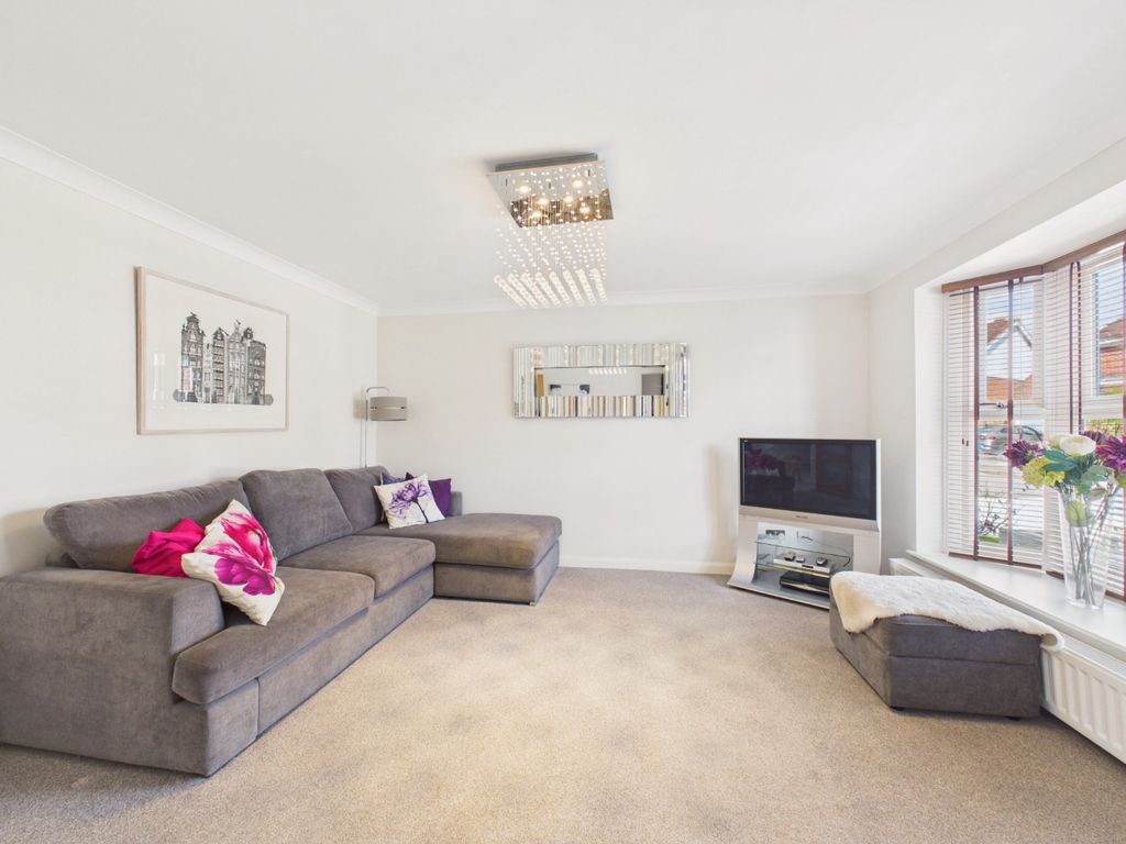 Property photo 2 of 17 5301842
