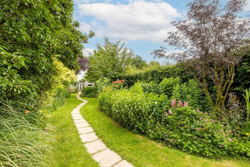 Property photo 2 of 27 3Waterloocottages-22.Jpg