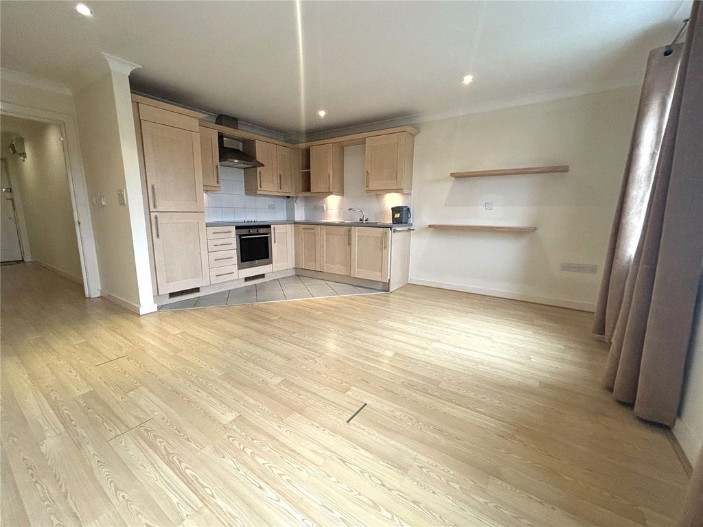 Property photo 2 of 7 Picture No. 03