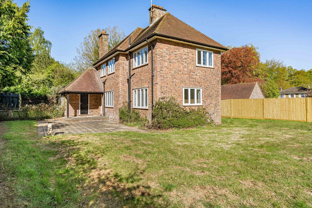 Property photo 1 of 27