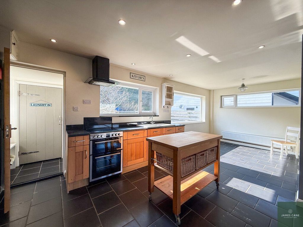 Additional image 9 of 4 bed detached bungalow for saleStation Road, Perranporth TR6