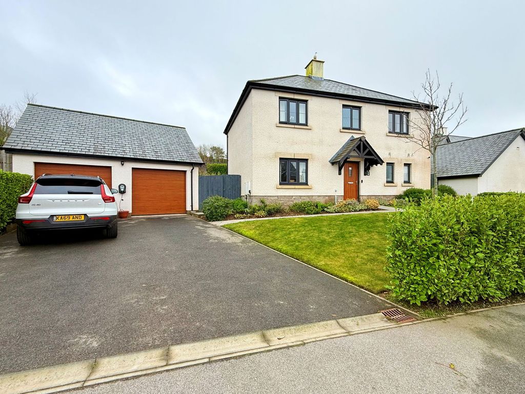 Property photo 1 of 21