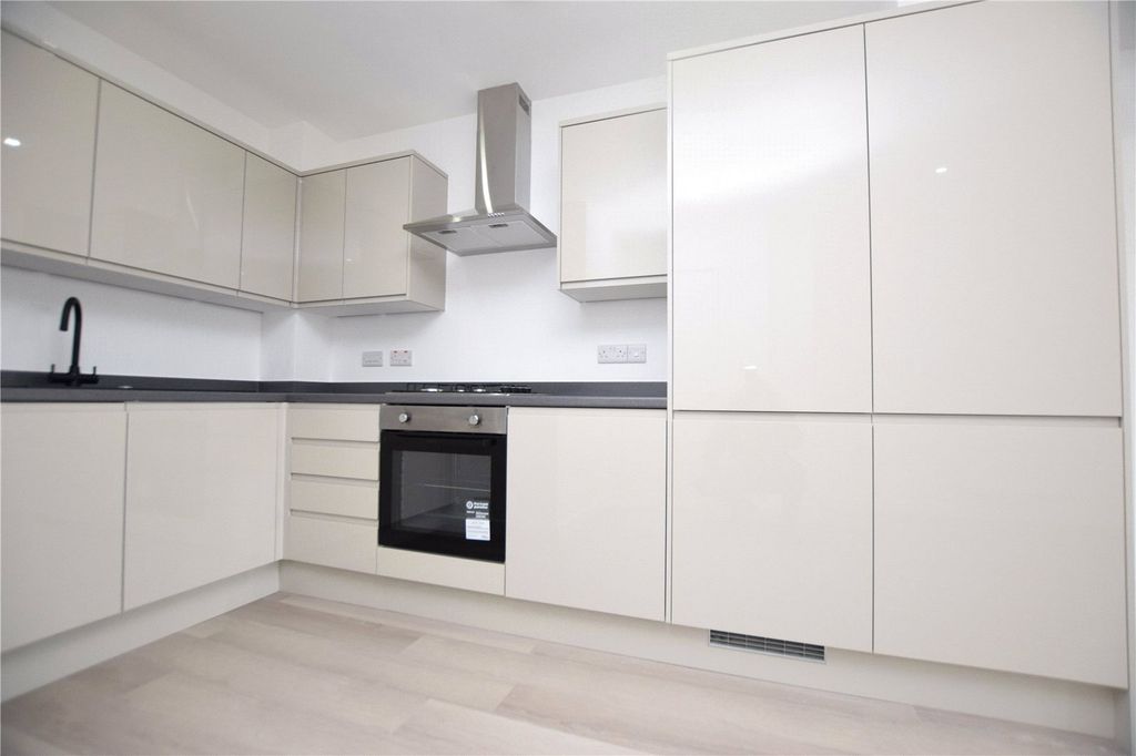 Property photo 1 of 8 Picture No. 01