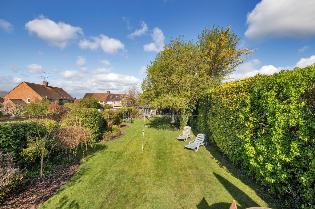 Property photo 2 of 47